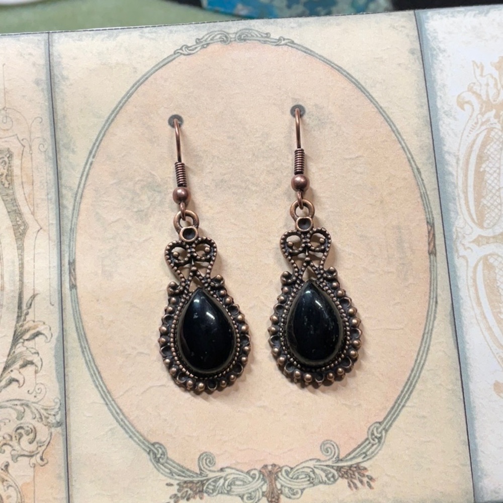 Hand Crafted Black Agate Stone Earrings